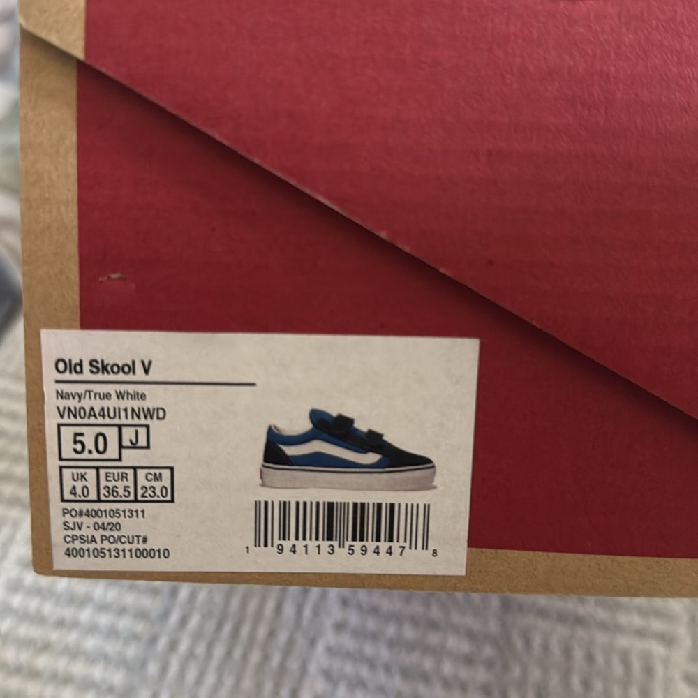 Velcro Vans - Picture 2 of 3